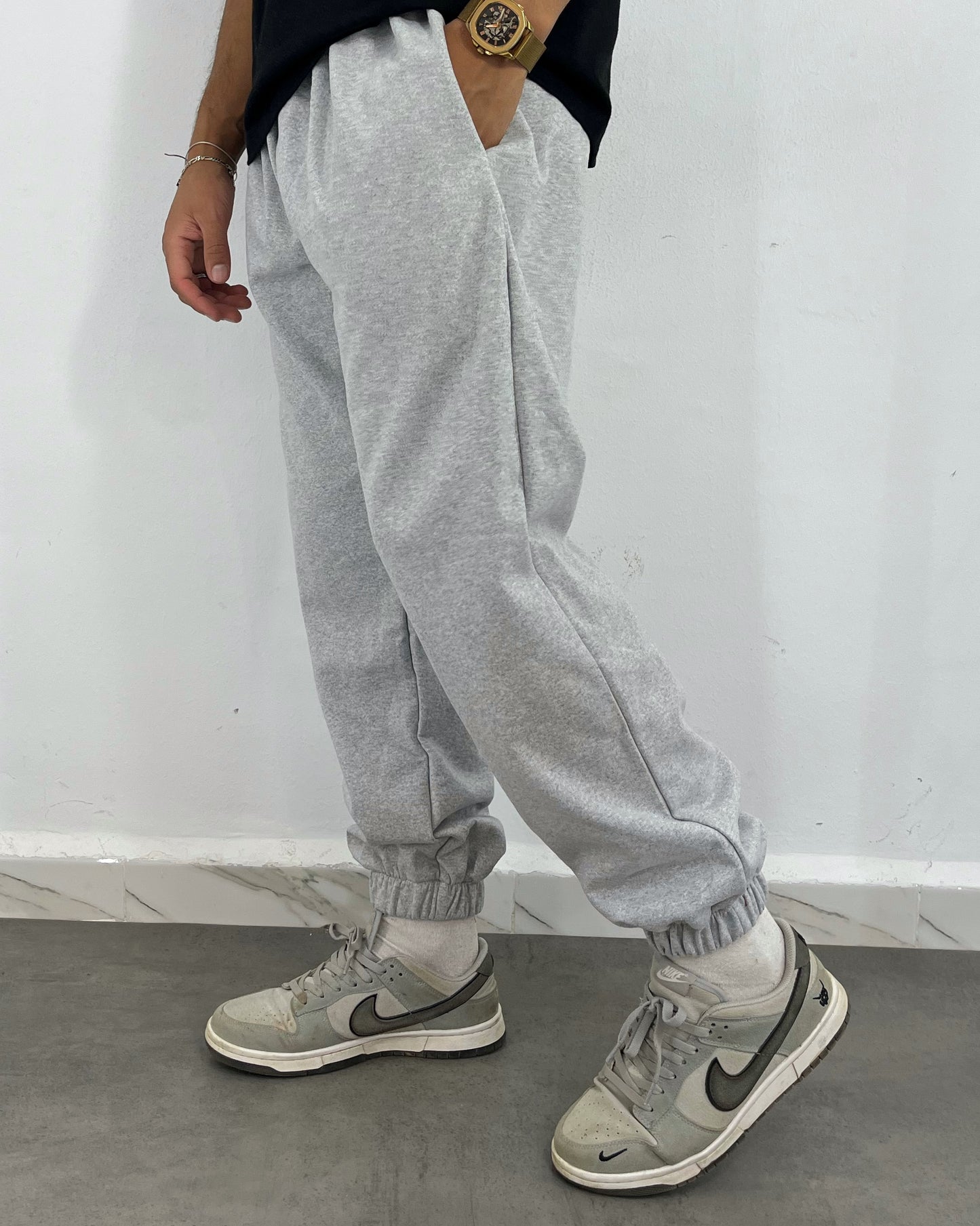 GREY CORE SWEATPANTS